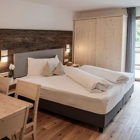 Appartement- Und Wellnesshotel Winkler * Pfalzen