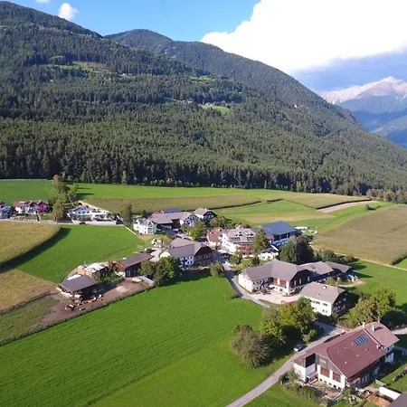 Appartement- Und Wellnesshotel Winkler Aparthotel Pfalzen